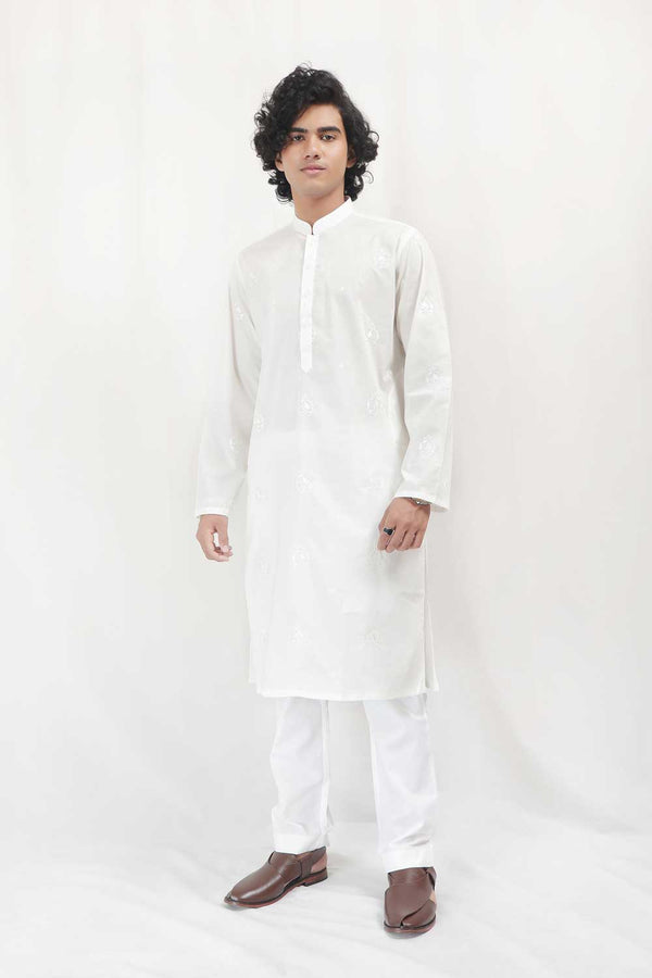 Off-White Elegant Chicken Kari Kurta Pajama